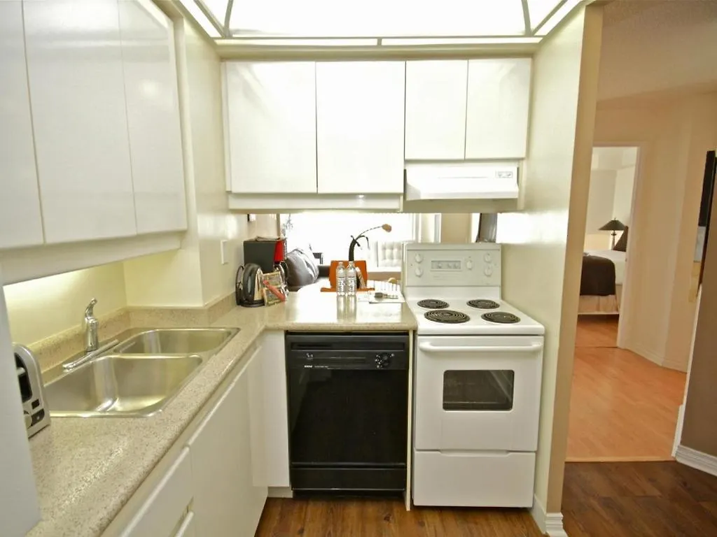 Glen Grove - Conservatory Tower Toronto